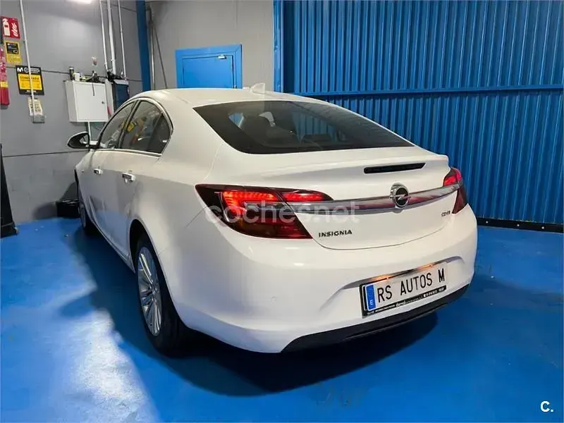 Usado Opel Insignia Excellence 136 CV (100 kW) 2015 Blanco Berlina