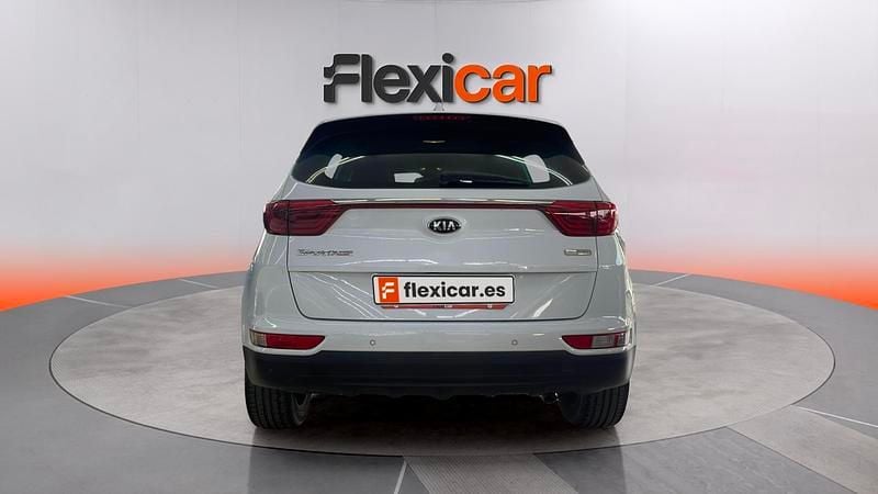 Usado Kia Sportage 116 CV (85 kW) 2018 Blanco SUV