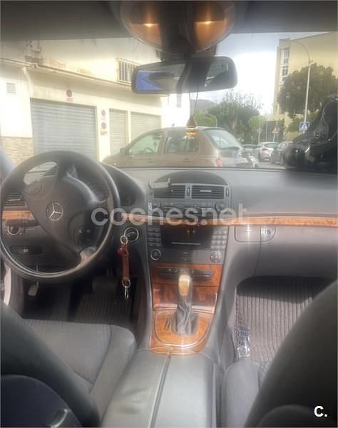 Gris / plata Usado 2004 Mercedes E220 Classic Familiar | 3500 € (Super precio) - Imagen 1/1