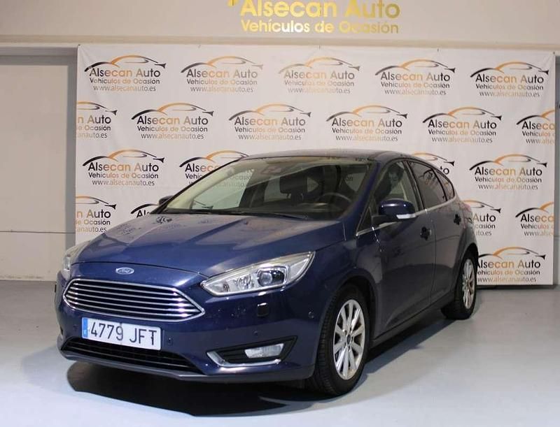 Azul Usado 2015 Ford Focus Trend Utilitario | 6690 € (Precio justo) - Imagen 1/4