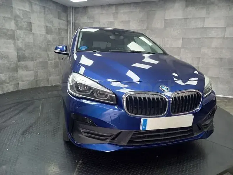 Usado BMW 225 Active Tourer 220 CV (161 kW) 2022 Azul Monovolumen