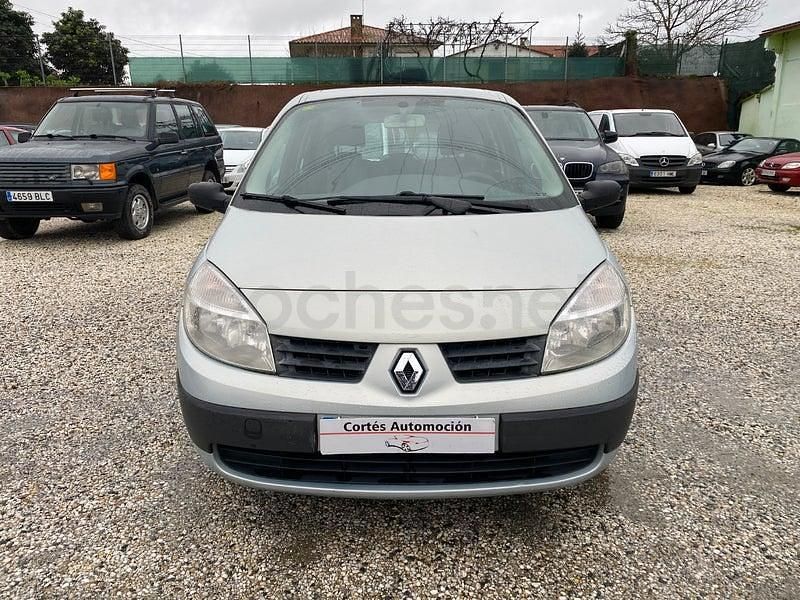Usado Renault Scénic Dynamique 115 CV (84 kW) 2003 Gris / plata Monovolumen