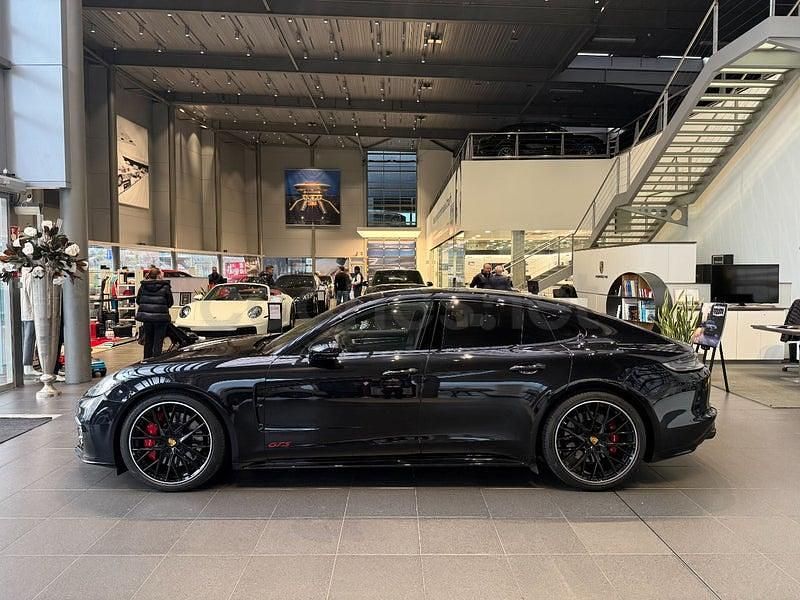 Usado Porsche Panamera GTS 480 CV (353 kW) 2023 Negro Berlina