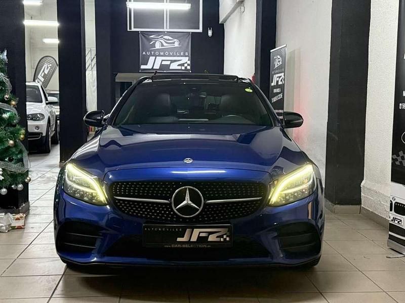 Usado Mercedes C200 160 CV (117 kW) 2019 Azul Familiar