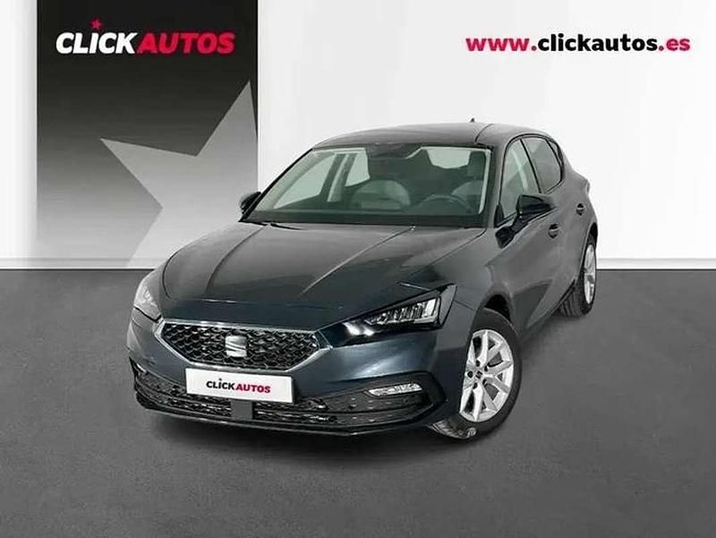 Usado Seat Leon Style 116 CV (85 kW) 2025 Gris Utilitario