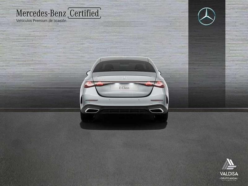 Usado Mercedes E300 313 CV (230 kW) 2024 Berlina