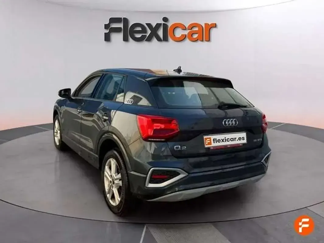 Usado Audi Q2 Premium 110 CV (80 kW) 2022 Gris SUV