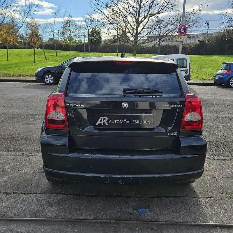 Usado Dodge Caliber SXT 139 CV (102 kW) 2009 Negro Utilitario