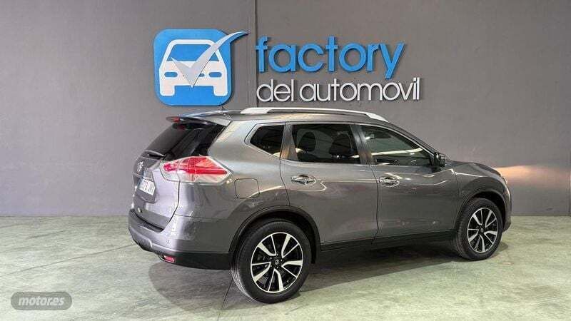 Usado Nissan X-Trail N-Connecta 128 CV (94 kW) 2016 Gris SUV