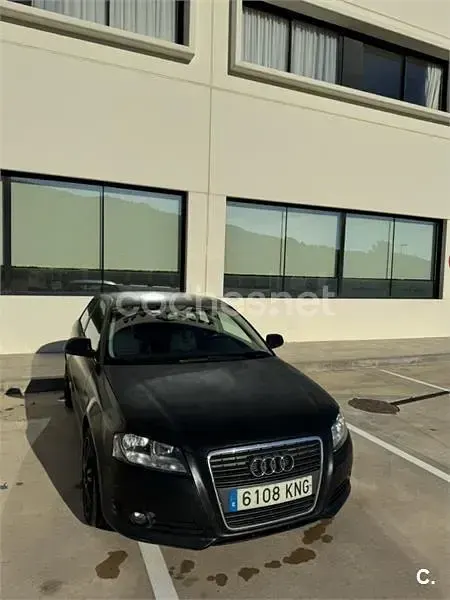 Usado Audi A3 Attraction 105 CV (77 kW) 2009 Negro Utilitario