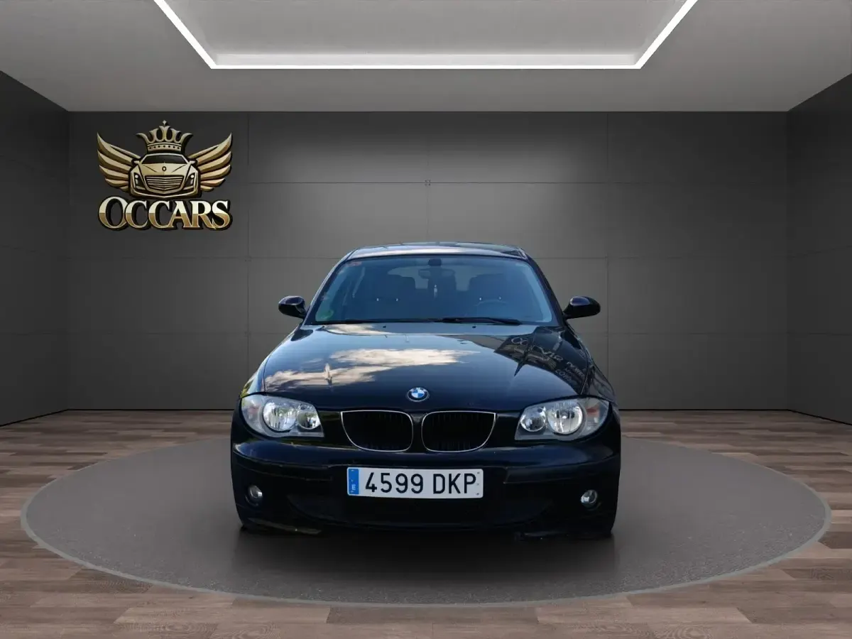 Usado BMW 116 Sport Line 116 CV (85 kW) 2005 Negro Utilitario