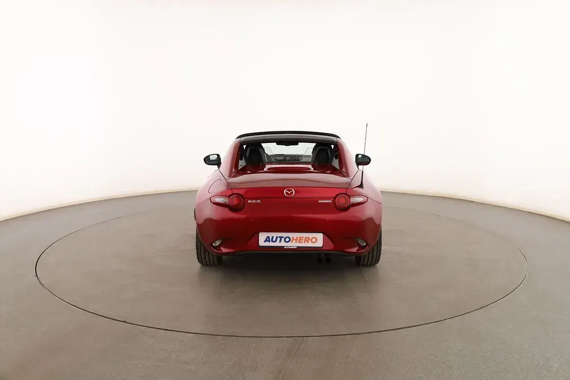 Usado Mazda MX5 Inclusive 184 CV (135 kW) 2021 Rojo Descapotable