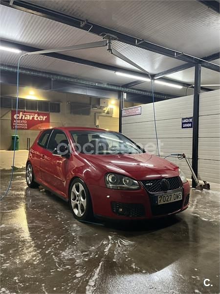 Rojo Usado 2005 VW Golf IV GTI Berlina | 7500 € (Precio justo) - Imagen 1/4