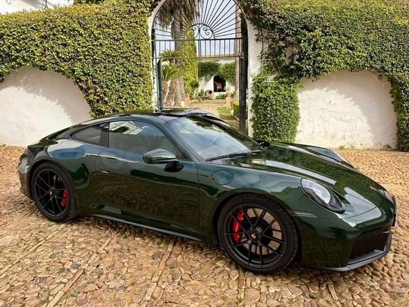 Nuevo Porsche 911 Carrera GTS 541 CV (397 kW) 2025 Verde Coupe