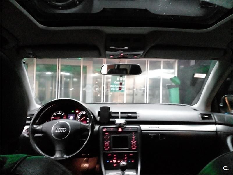 Negro Usado 2004 Audi A4 Familiar | 3800 € (Buen precio) - Imagen 1/4