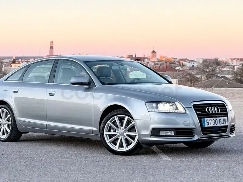 Usado Audi A6 240 CV (176 kW) 2008 Azul Berlina