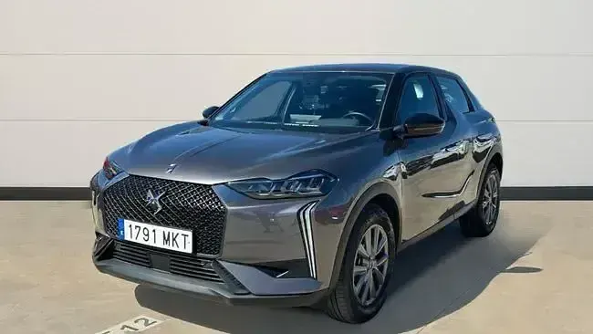 Usado DS Automobiles DS3 Crossback Bastille 130 CV (95 kW) 2023 Gris SUV