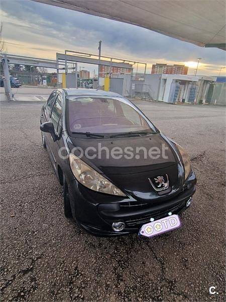 Usado Peugeot 207 Sport 110 CV (80 kW) 2007 Negro Berlina
