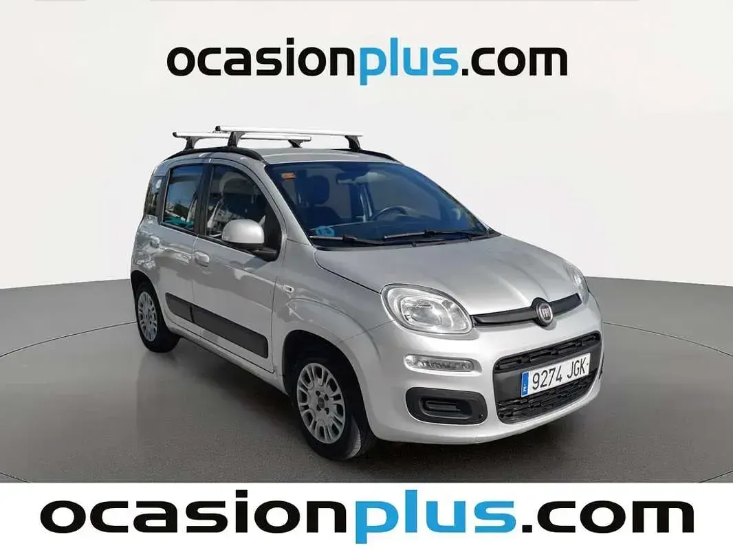 Usado Fiat Panda Lounge 69 CV (50 kW) 2015 Gris Utilitario
