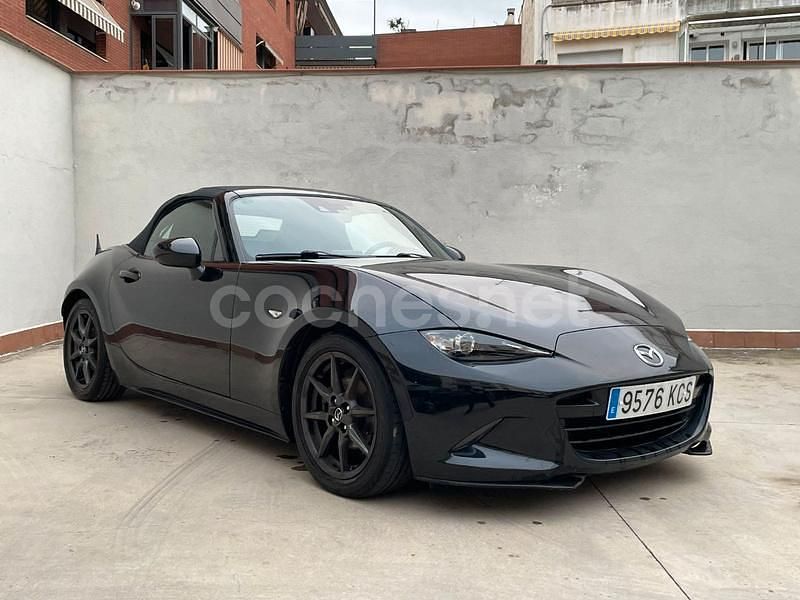 Negro Usado 2017 Mazda MX5 Style Descapotable | 20.990 € (Un poco caro) - Imagen 1/4