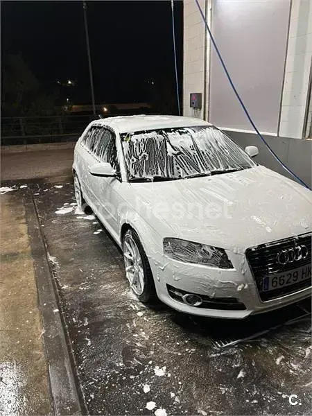 Usado Audi A3 Attraction 105 CV (77 kW) 2012 Blanco Utilitario