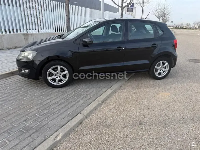Używany VW Polo Advance 85 KM (62 kW) 2012 Czarny Hatchback