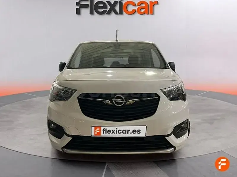 Usado Opel Combo Life Edition 102 CV (75 kW) 2022 Blanco Monovolumen