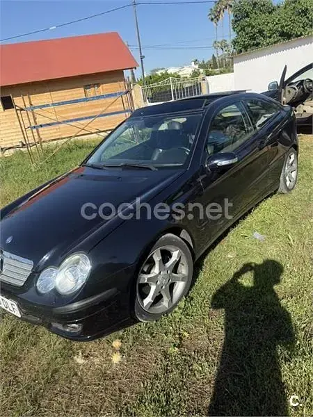 Usado Mercedes CLK200 163 CV (119 kW) 2005 Negro Coupe