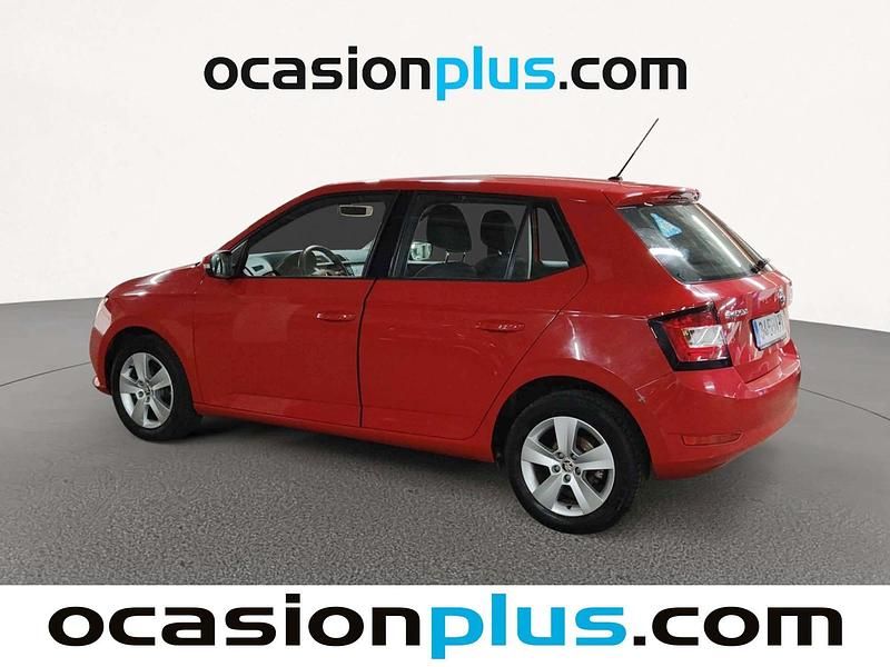 Usado Skoda Fabia 95 CV (69 kW) 2018 Rojo Utilitario