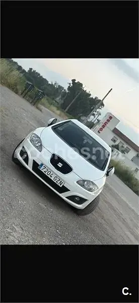 Usado Seat Leon Style 105 CV (77 kW) 2010 Blanco Utilitario
