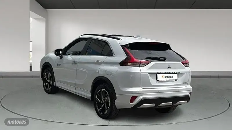Usado Mitsubishi Eclipse Cross 188 CV (138 kW) 2022 Blanco SUV