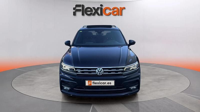 Usado VW Tiguan Sportline 150 CV (110 kW) 2018 Gris SUV