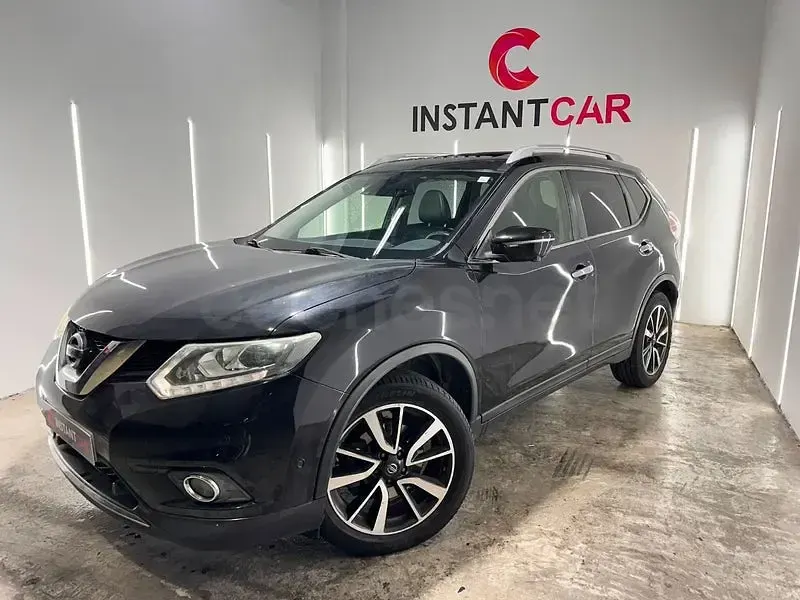 Usado Nissan X-Trail N-Connecta 130 CV (95 kW) 2019 Negro SUV