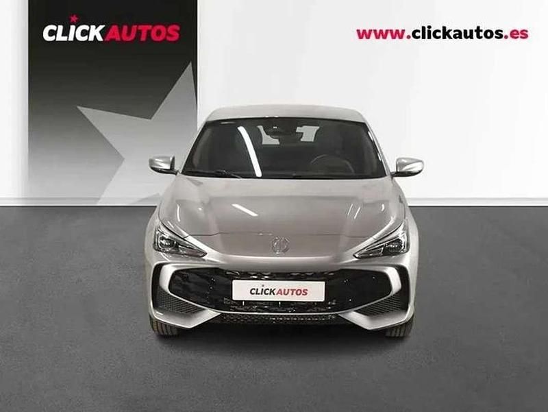 Usado MG MG3 Comfort 116 CV (85 kW) 2025 Plateado Utilitario