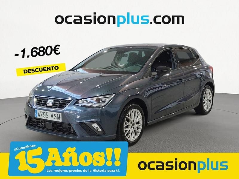 Gris / plata Usado 2024 Seat Ibiza FR Berlina | 18.490 € (Precio justo) - Imagen 1/4