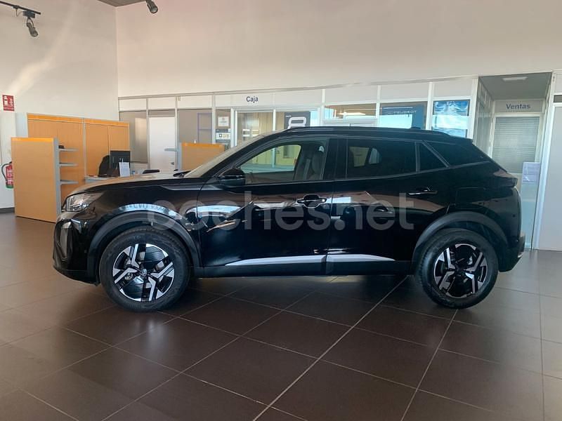 Usado Peugeot 2008 Allure 145 CV (106 kW) 2025 Negro SUV