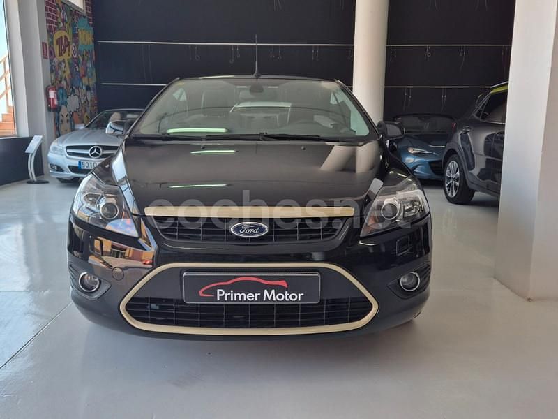 Usado Ford Focus Titanium 145 CV (106 kW) 2008 Negro Descapotable