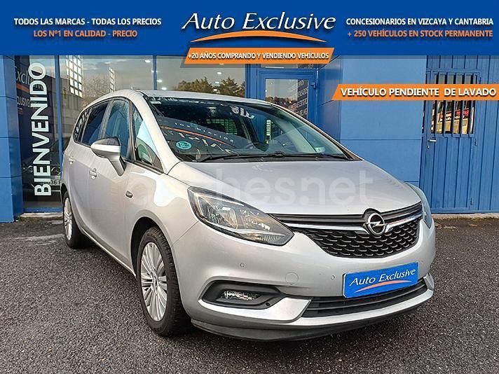 Usado Opel Zafira Excellence 134 CV (98 kW) 2018 Gris / plata Monovolumen