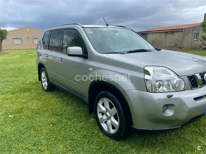 Usado Nissan X-Trail SE 150 CV (110 kW) 2007 Gris / plata SUV