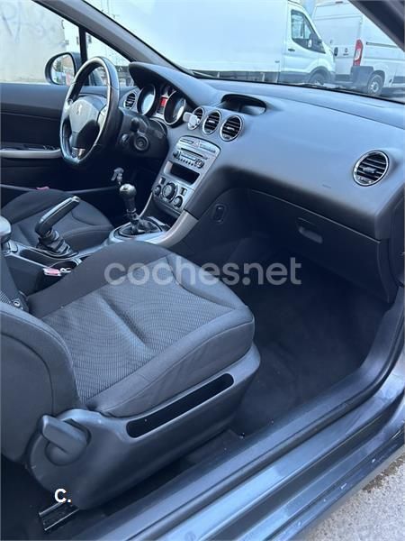 Gris / plata Usado 2009 Peugeot 308 Sport Berlina | 3300 € (Buen precio) - Imagen 1/4