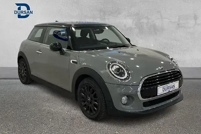 Usado Mini Cooper D 116 CV (85 kW) 2018 Gris Utilitario