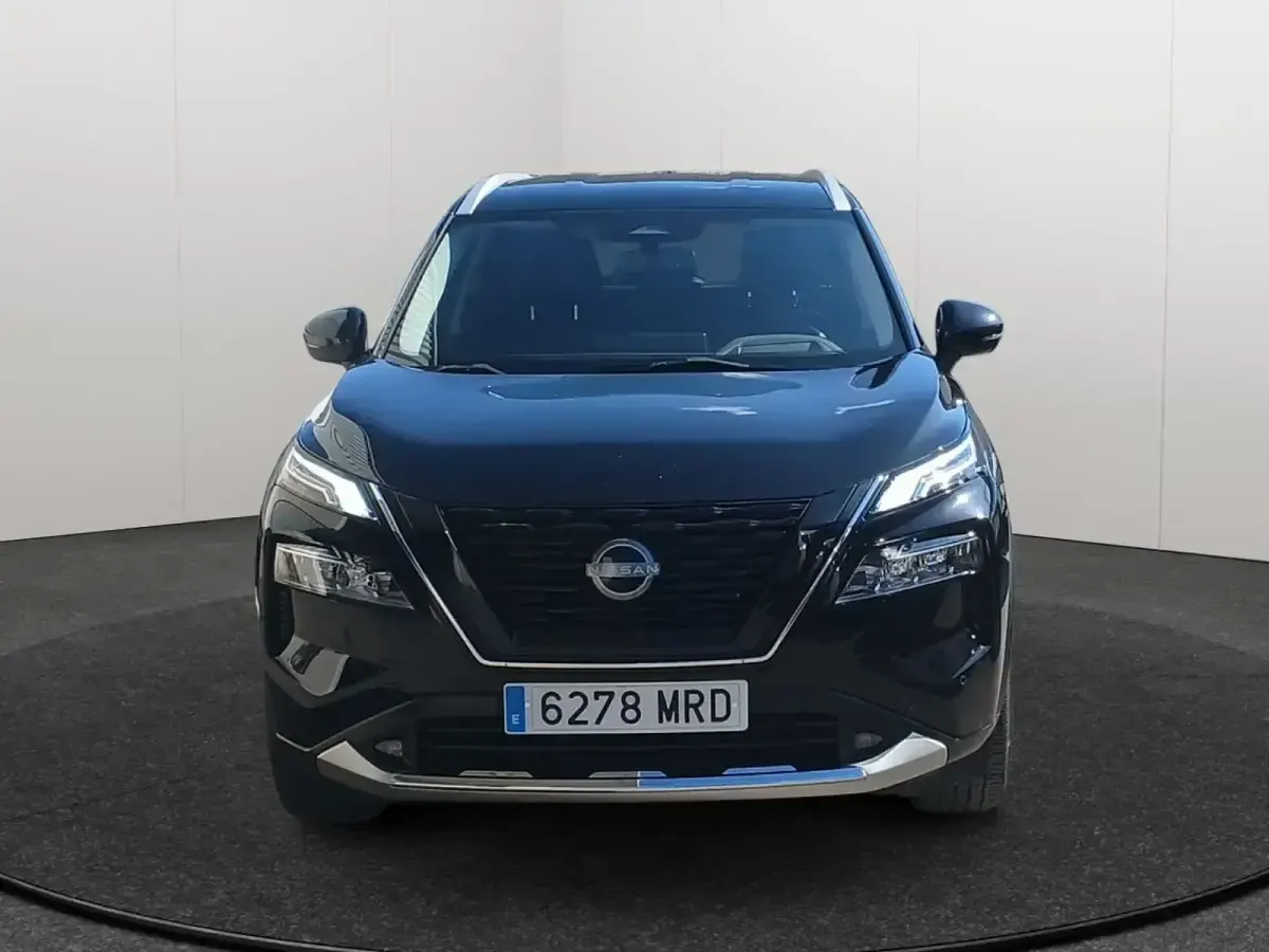 Usado Nissan X-Trail Tekna 205 CV (150 kW) 2024 Negro diamante metalizado SUV