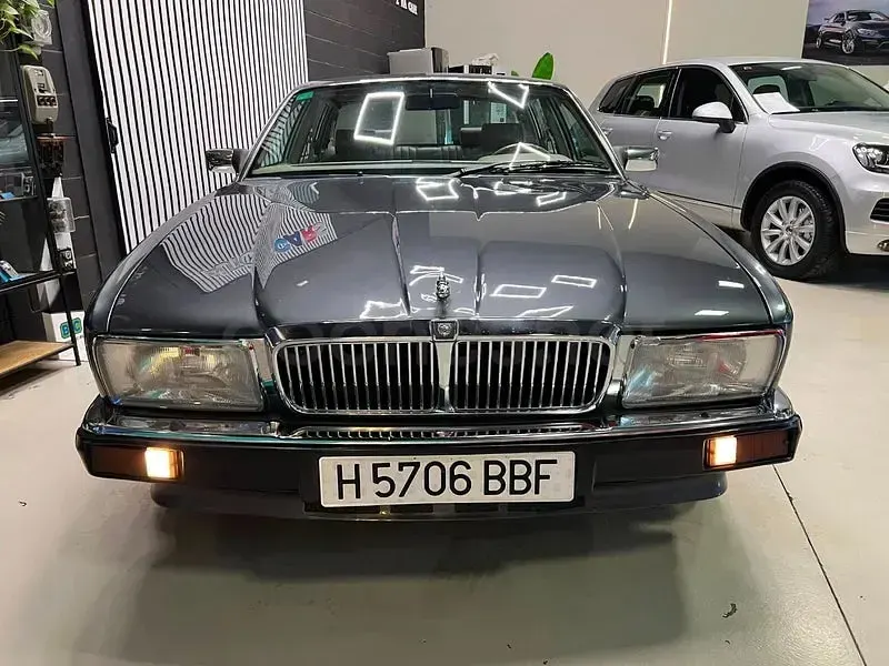 Usado Jaguar XJ6 Sovereign 200 CV (147 kW) 1991 Gris / plata Berlina