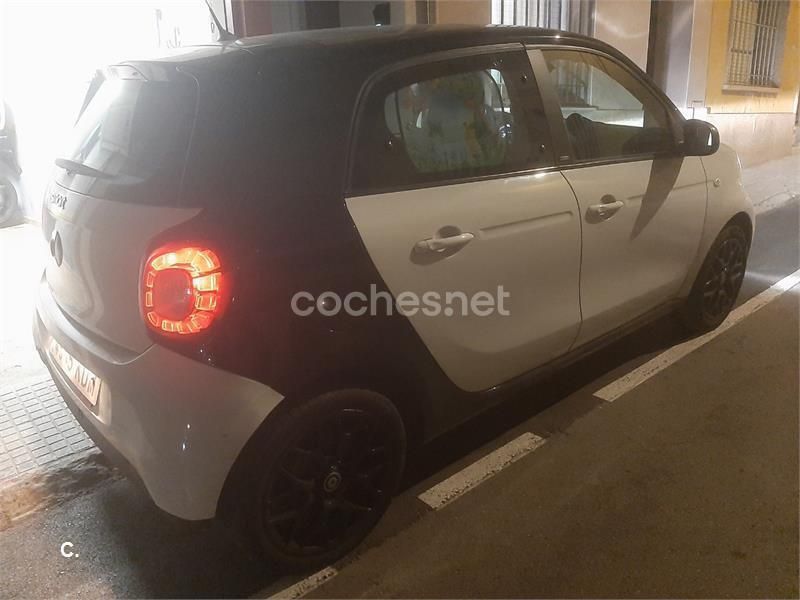 Blanco Usado 2017 Smart ForFour Passion Berlina | 12.500 € (Precio justo) - Imagen 1/4