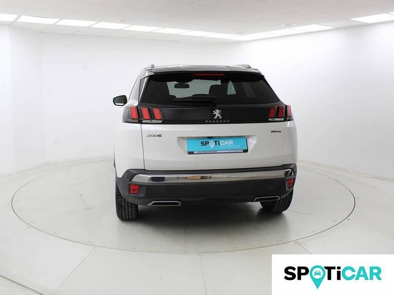 Usado Peugeot 3008 GT-line 130 CV (95 kW) 2019 Blanco SUV