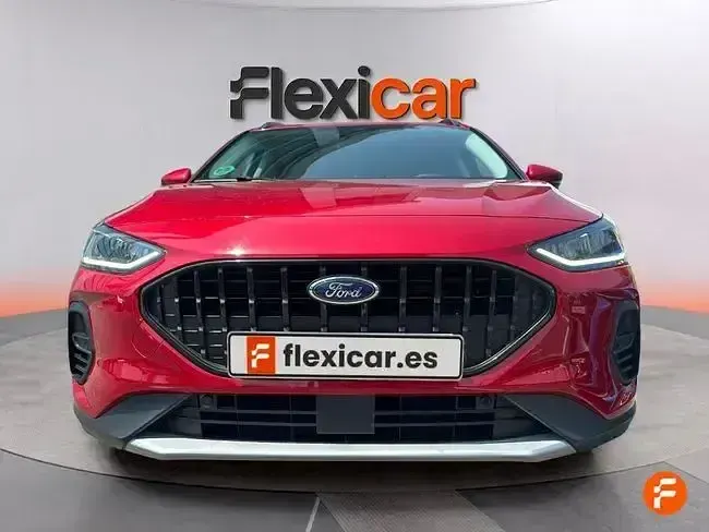 Usado Ford Focus Active X 115 CV (84 kW) 2024 Rojo Berlina
