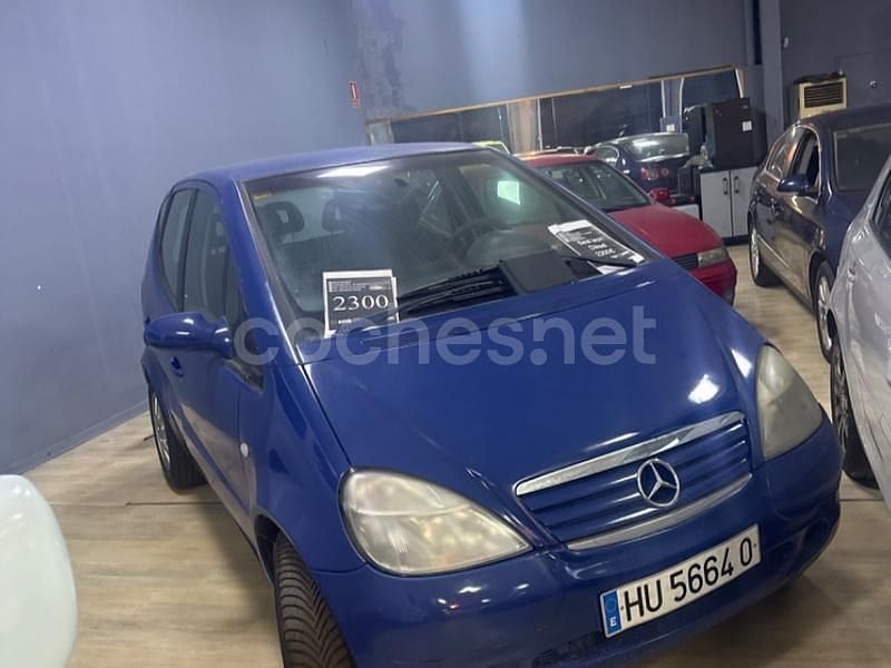 Usado Mercedes A140 Elegance 82 CV (60 kW) 1999 Azul Monovolumen