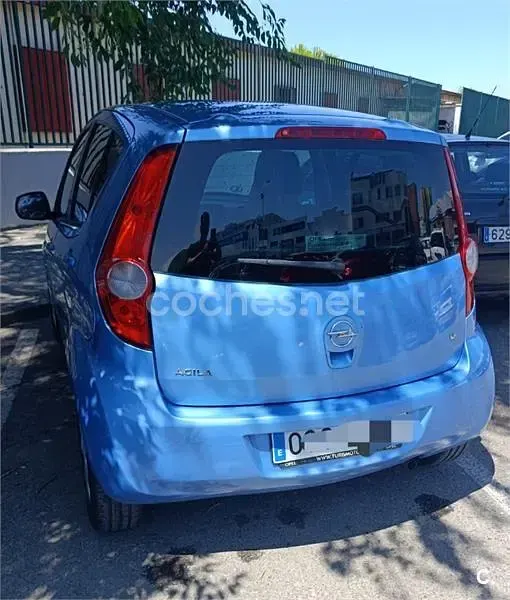 Usado Opel Agila Enjoy 86 CV (63 kW) 2009 Azul Utilitario