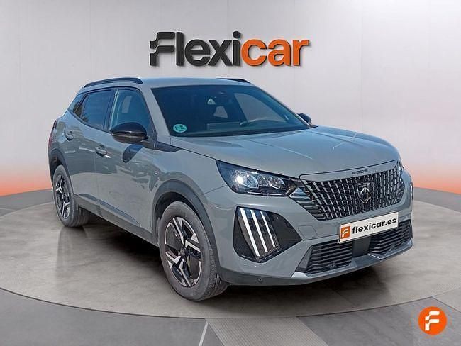 Usado Peugeot 2008 Allure 100 CV (73 kW) 2025 Blanco SUV