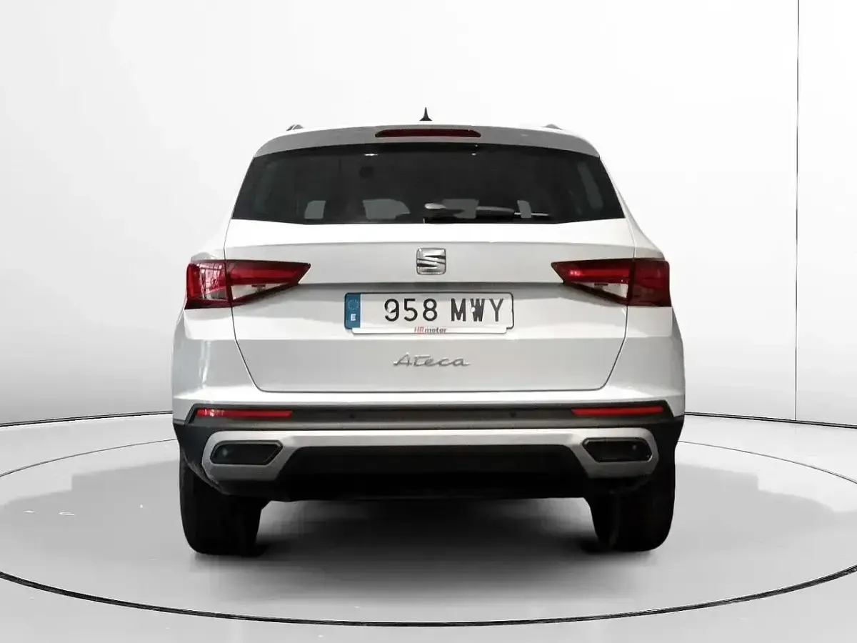 Usado Seat Ateca Style 150 CV (110 kW) 2024 Blanco SUV